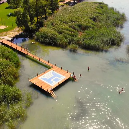 Holiday Resorts 3* Balatonszarszo