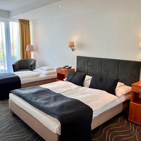 Otel Holiday Resorts