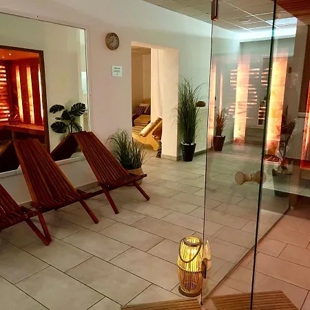 Holiday Resorts Otel