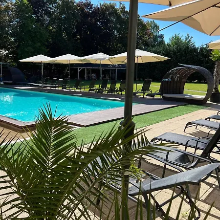 Holiday Resorts Otel Balatonszarszo