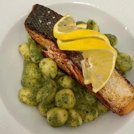 Otel Holiday Resorts Balatonszarszo