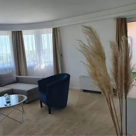 Otel Holiday Resorts