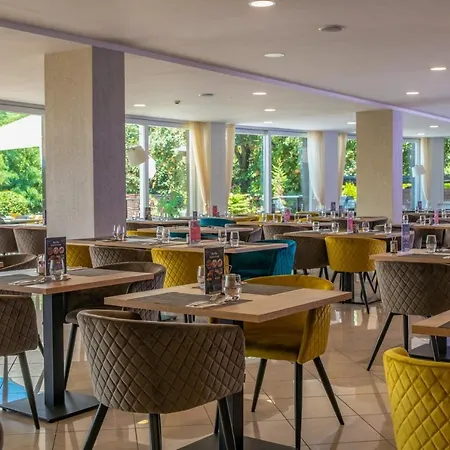 Holiday Resorts Балатонсарсо