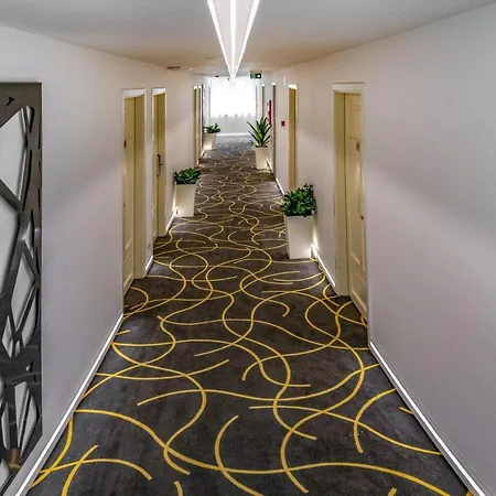 Holiday Resorts Балатонсарсо
