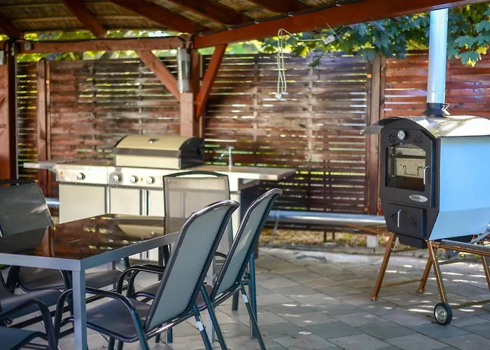 Holiday Resorts Hotel Balatonszarszo