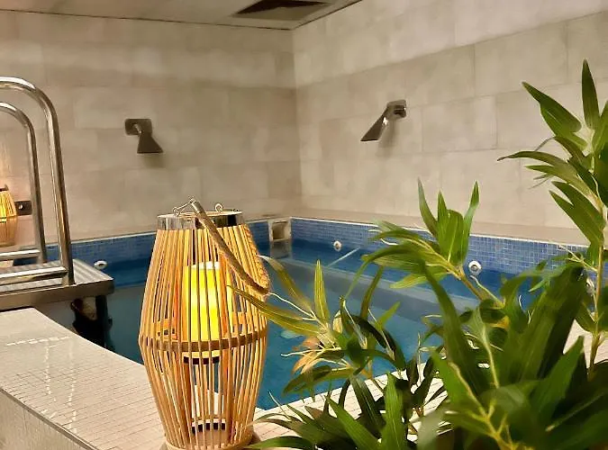 Hotel Holiday Resorts 3*