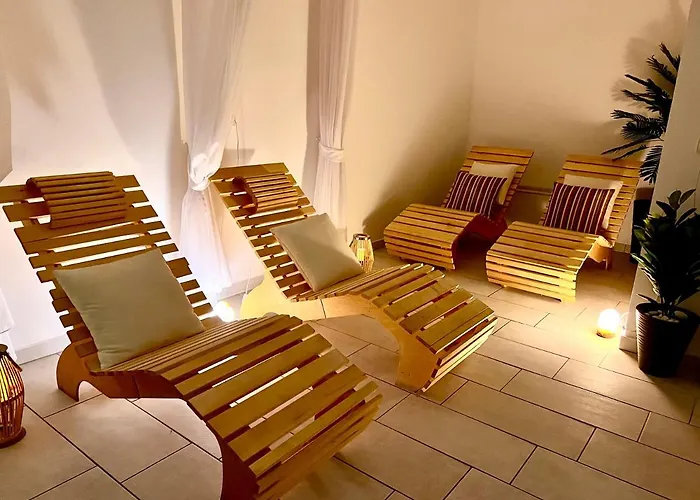 Holiday Resorts Hotel Balatonszarszo