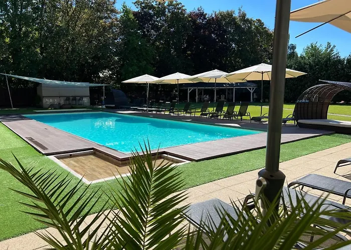 Hotel Holiday Resorts